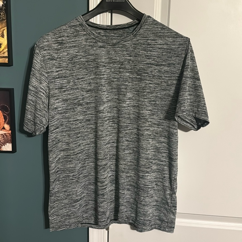 A4 med workout shirt